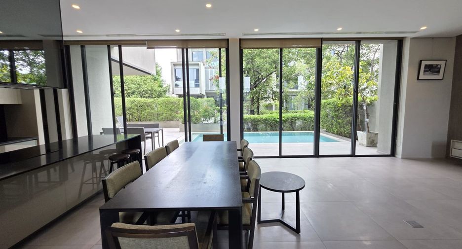 Casa en alquiler de 4 habitaciones en Watthana, Bangkok