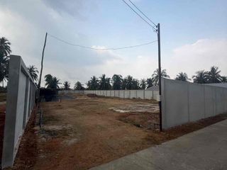 出售 土地 在 Bang Lamung, Chon Buri