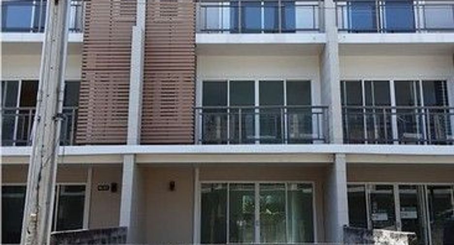 For sale 1 bed townhouse in Bang Khen, Bangkok