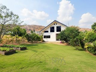 出售 3 卧室 别墅 在 Cha-Am, Phetchaburi
