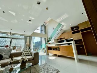 ขาย 3 ห้องนอน คอนโด 
