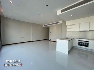 À vendre 3 chambres condo à Khlong Toei, Bangkok