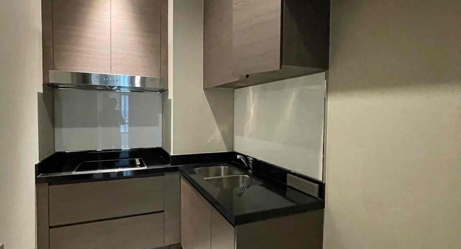 ขาย 3 ห้องนอน คอนโด ใน คลองเตย, กรุงเทพฯ