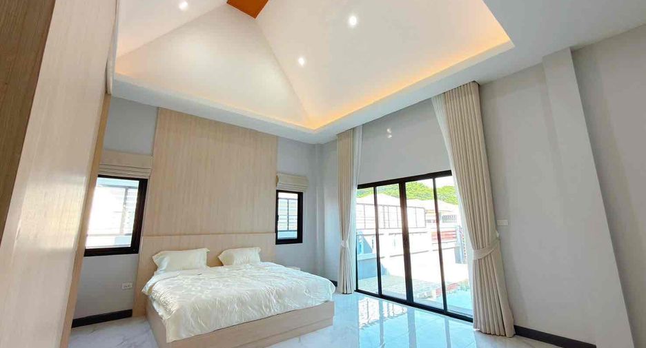 For rent and for sale 3 bedrooms villa in Bang Lamung, Chonburi