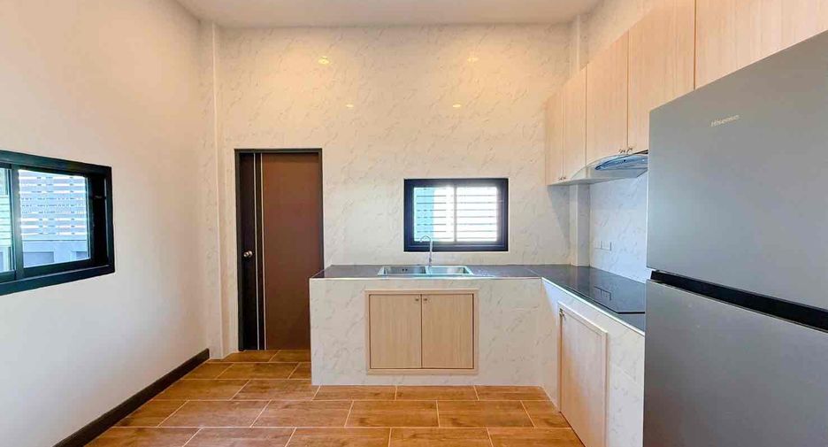 For rent and for sale 3 bedrooms villa in Bang Lamung, Chonburi