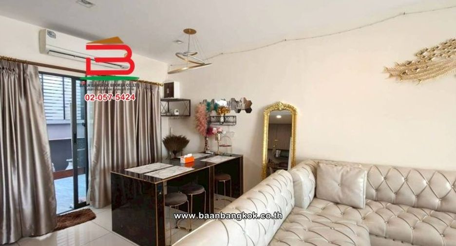 For rent 3 bedrooms townhouse in Prawet, Bangkok
