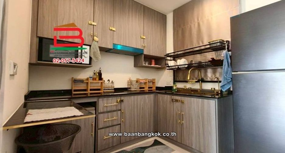 For rent 3 bedrooms townhouse in Prawet, Bangkok