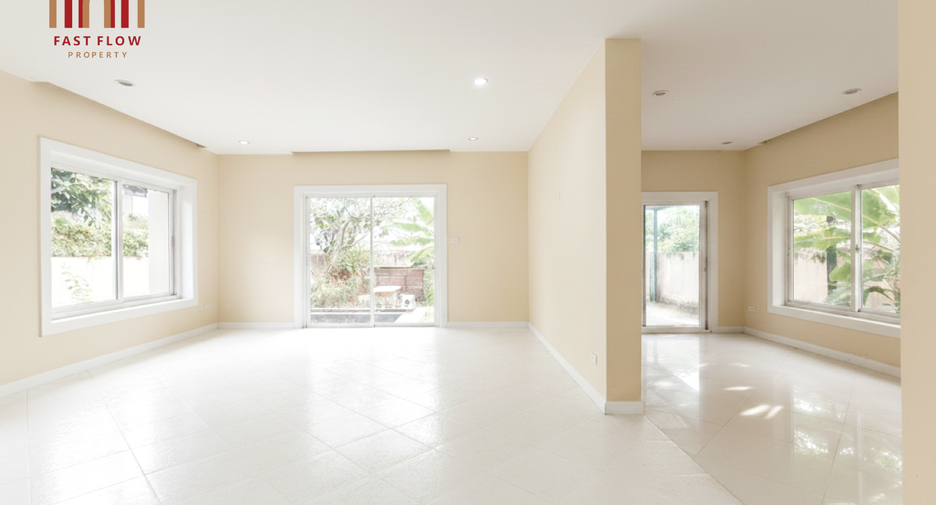 For sale 3 bedrooms house in Lam Luk Ka, Pathum Thani