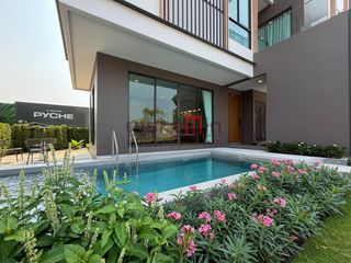 For sale 4 ベッドルーム villa in Bang Lamung, Chonburi