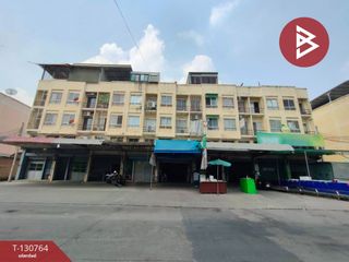 For sale 3 bedrooms retail Space in Lat Krabang, Bangkok