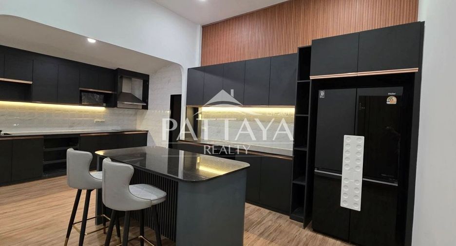 For rent and for sale 3 bedrooms house in Bang Lamung, Chonburi