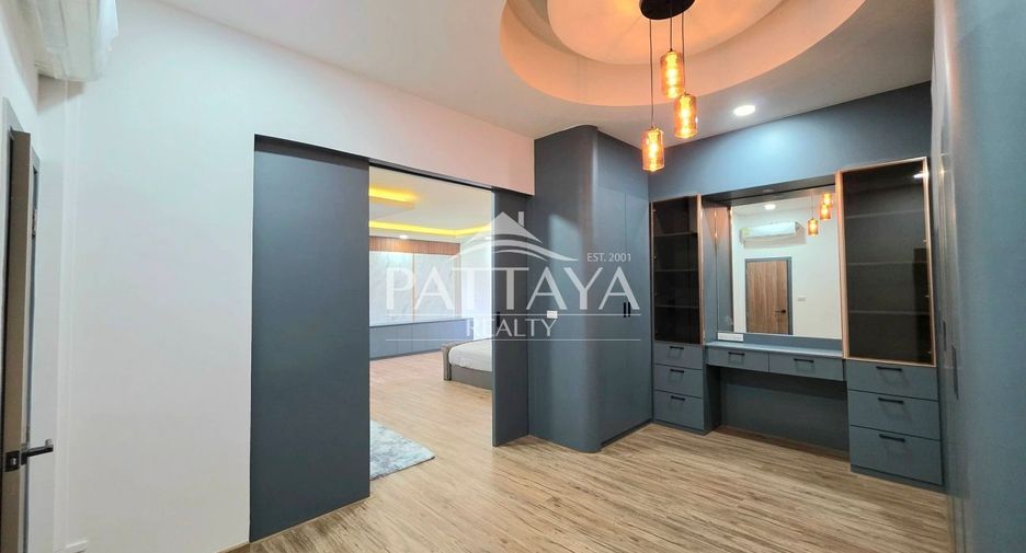 For rent and for sale 3 bedrooms house in Bang Lamung, Chonburi