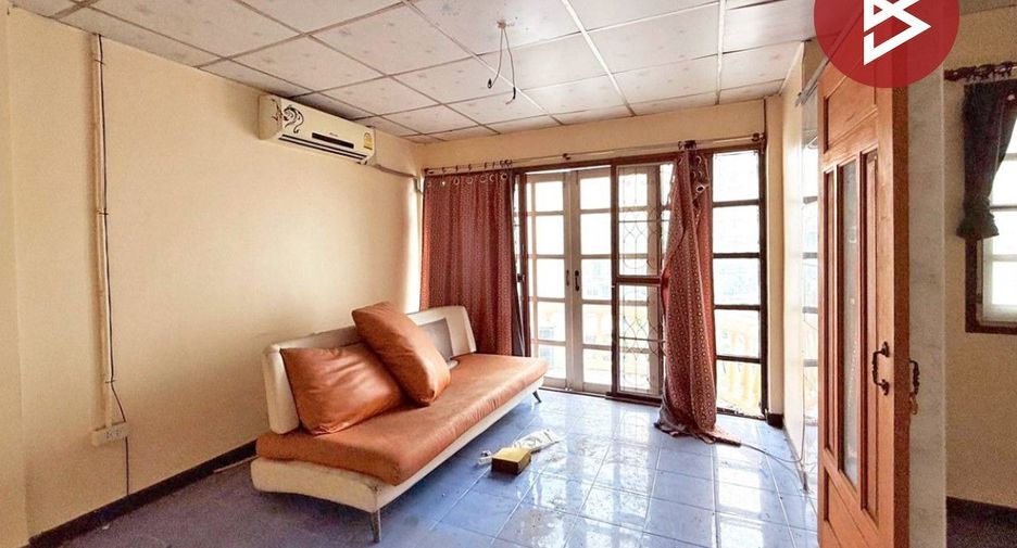Casa adosada en venta de 2 habitaciones en Bang Sue, Bangkok