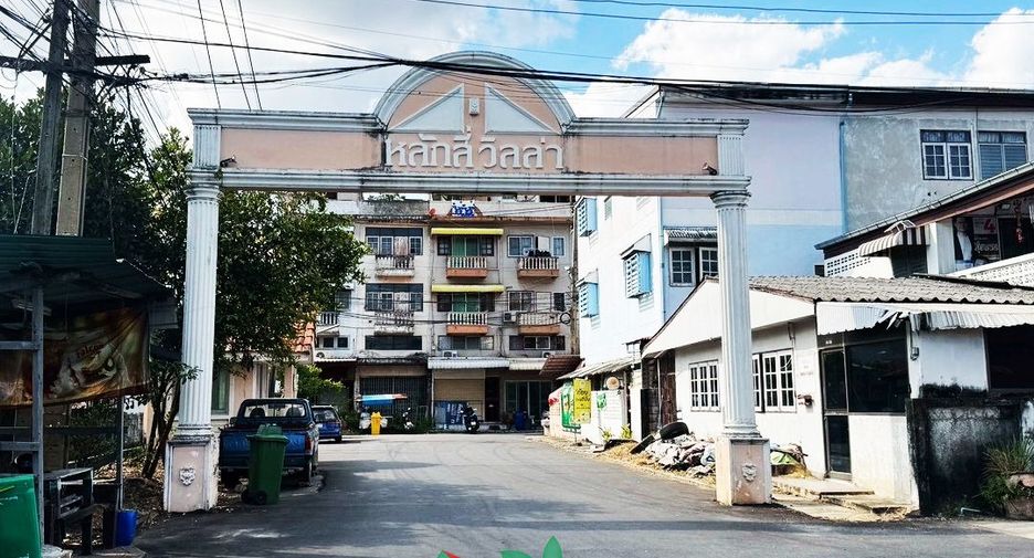 Casa adosada en venta de 3 habitaciones en Lak Si, Bangkok