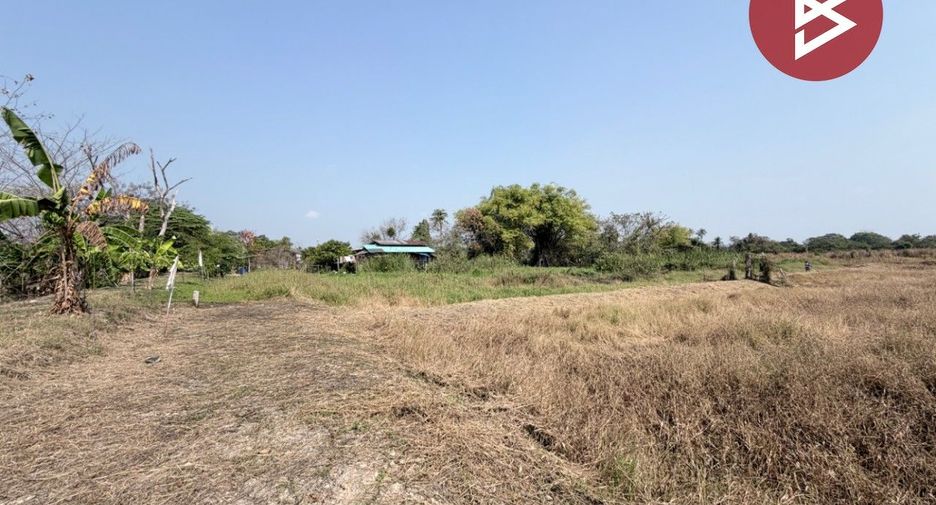 À vendre terrain à Nakhon Chai Si, Nakhon Pathom