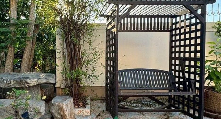 Haus zum Kauf mit 3 Zimmer in Bang Bua Thong, Nonthaburi