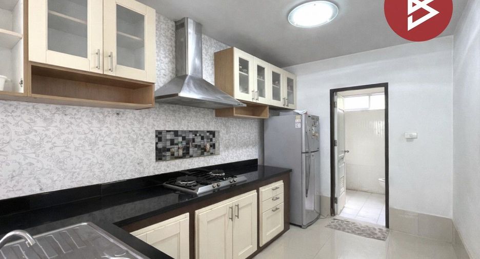 For sale 3 bedrooms house in Nong Chok, Bangkok