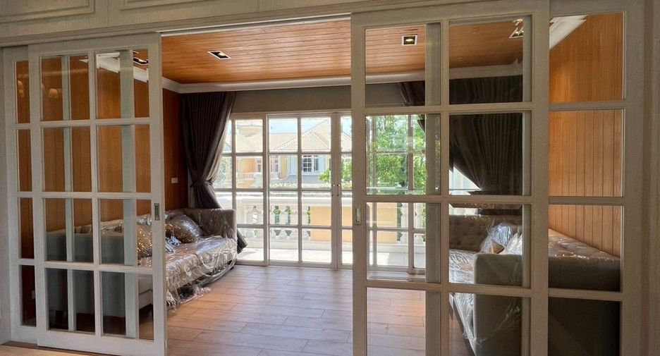 Haus zum Kauf mit 5 Zimmer in Lat Phrao, Bangkok