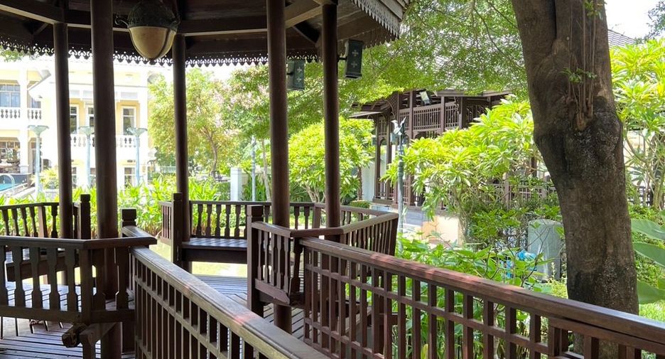 Haus zum Kauf mit 5 Zimmer in Lat Phrao, Bangkok