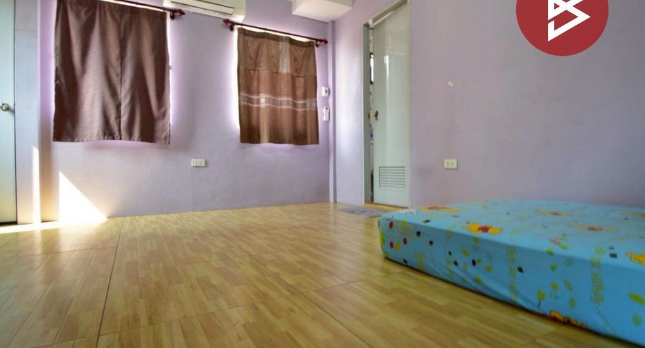 For sale 6 bedrooms retail Space in Phra Pradaeng, Samut Prakan