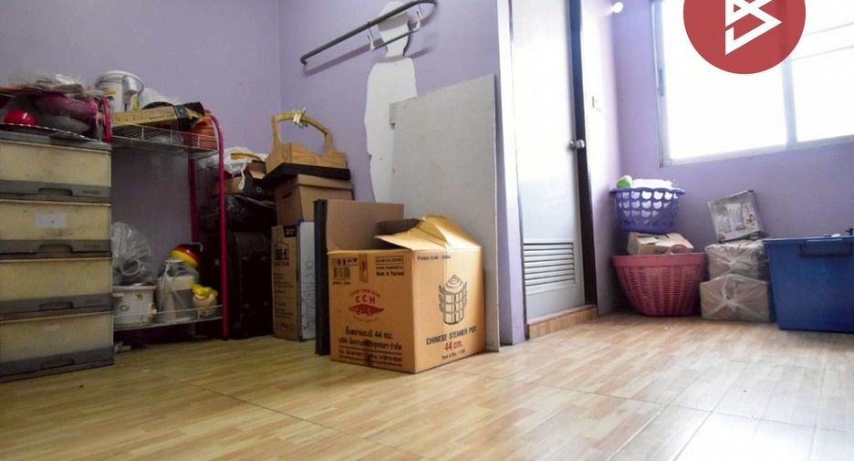 For sale 6 bedrooms retail Space in Phra Pradaeng, Samut Prakan