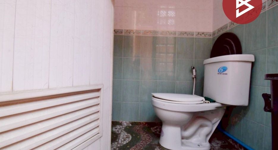 For sale 6 bedrooms retail Space in Phra Pradaeng, Samut Prakan