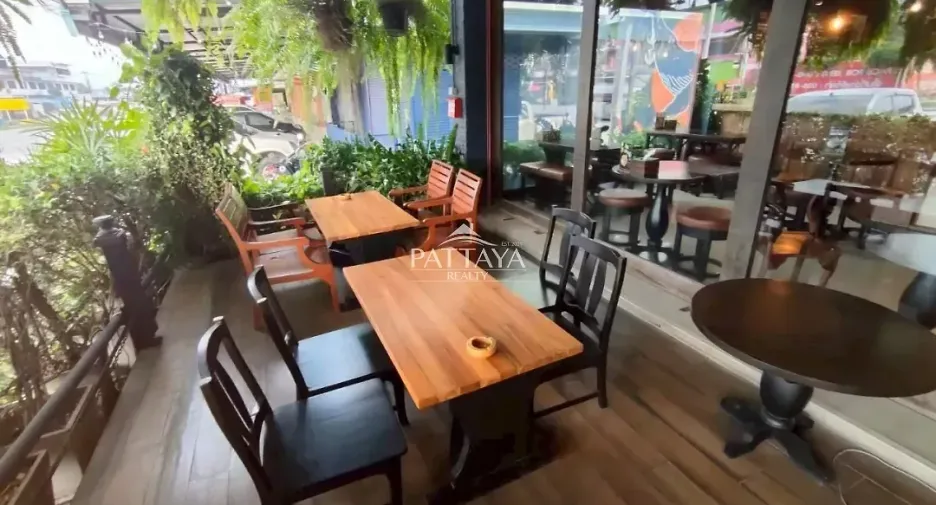 For sale 16 bedrooms retail Space in Bang Lamung, Chonburi