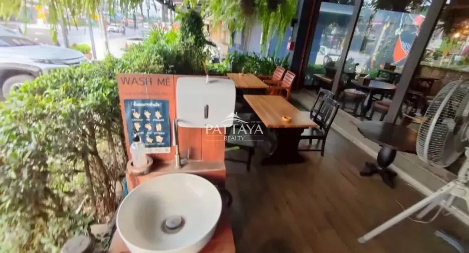 For sale 16 bedrooms retail Space in Bang Lamung, Chonburi