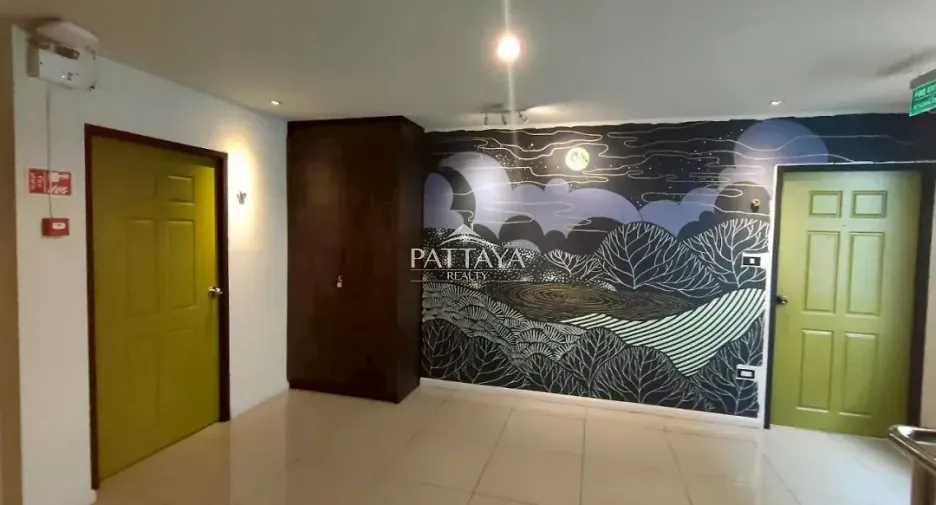 For sale 16 bedrooms retail Space in Bang Lamung, Chonburi