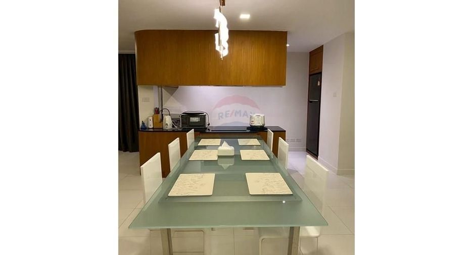 For rent 4 bedrooms villa in Ko Samui, Surat Thani