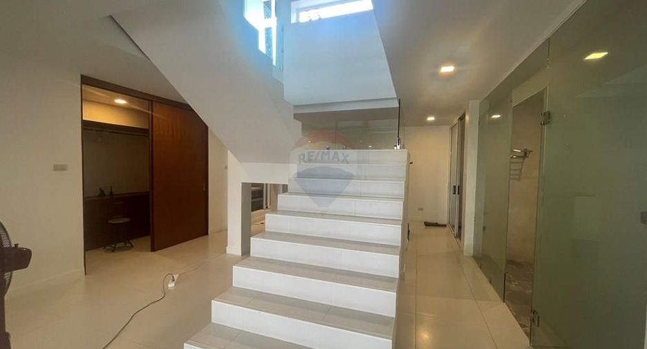For rent 4 bedrooms villa in Ko Samui, Surat Thani