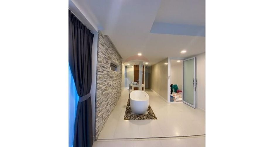 For rent 4 bedrooms villa in Ko Samui, Surat Thani