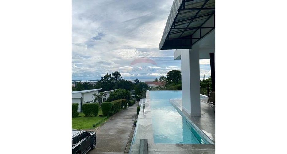 For rent 4 bedrooms villa in Ko Samui, Surat Thani