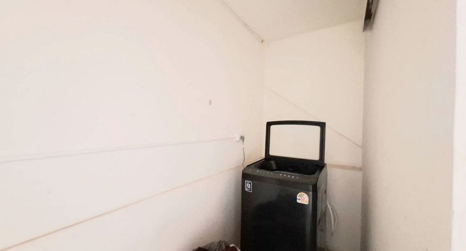 Gewerbefläche zum Kauf mit 2 Zimmer in Mueang Khon Kaen, Khon Kaen