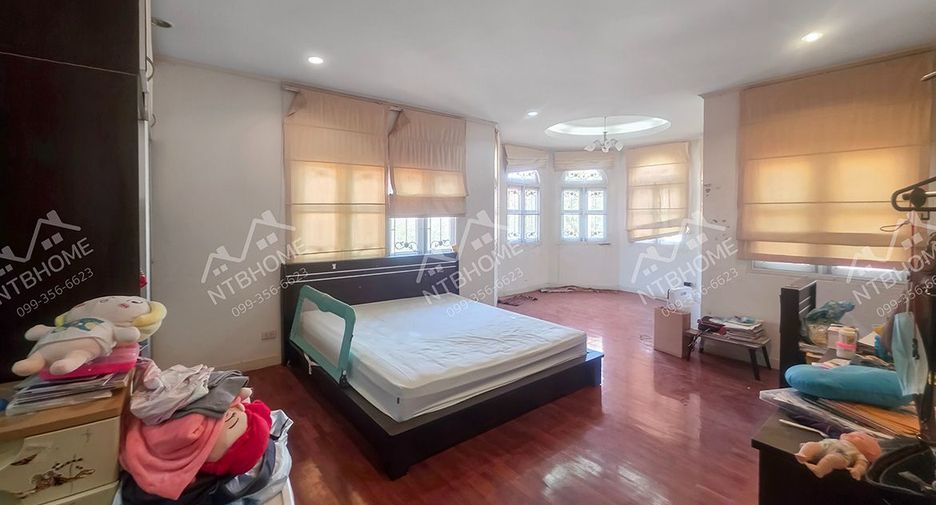 Haus zum Kauf mit 4 Zimmer in Bang Bua Thong, Nonthaburi