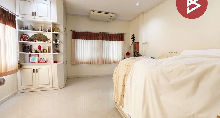For sale warehouse in Tha Muang, Kanchanaburi