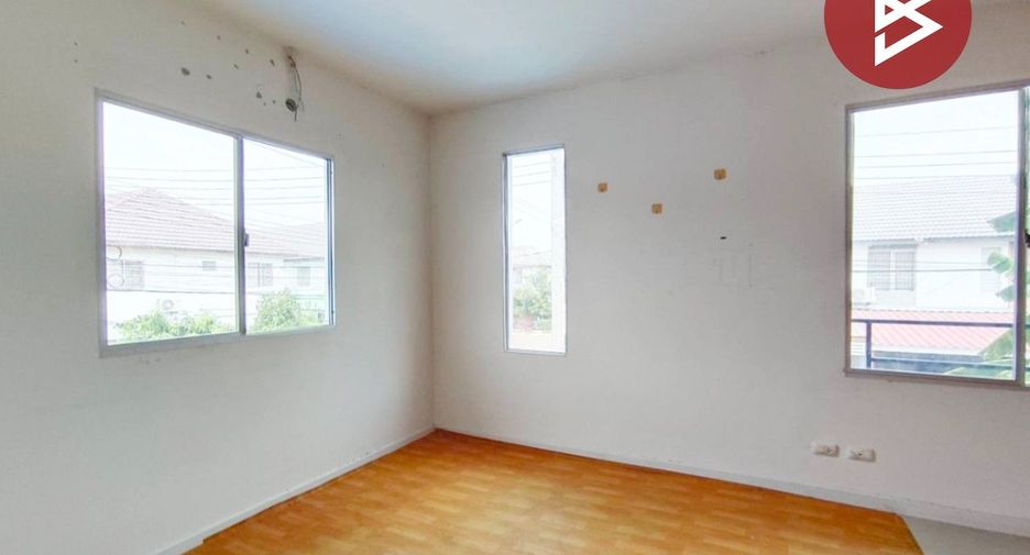 For sale 3 bedrooms townhouse in Phra Samut Chedi, Samut Prakan
