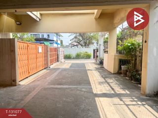 出售 5 卧室 办公室 在 Wang Thong Lang, 曼谷