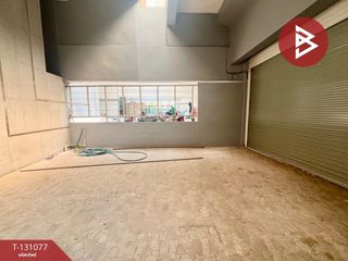 出售 5 卧室 办公室 在 Wang Thong Lang, 曼谷