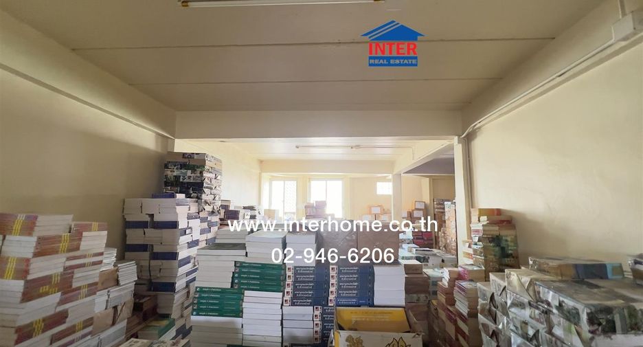 Local comercial en venta de 3 habitaciones en Thanyaburi, Pathum Thani