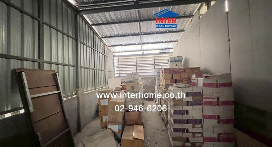 Local comercial en venta de 3 habitaciones en Thanyaburi, Pathum Thani