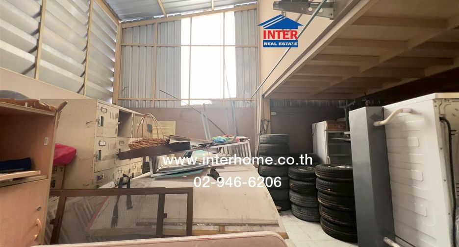 Local comercial en venta de 3 habitaciones en Thanyaburi, Pathum Thani
