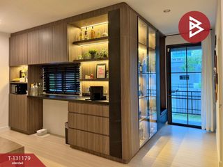 À vendre 4 chambres maison à Phra Samut Chedi, Samut Prakan