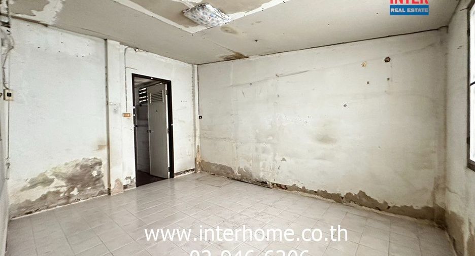 Haus zum Kauf mit 4 Zimmer in Mueang Nonthaburi, Nonthaburi