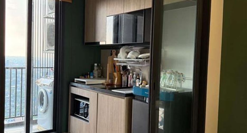 À vendre 1 chambre condo à Bang Sue, Bangkok