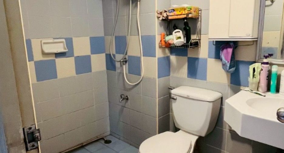 For sale 1 bed condo in Suan Luang, Bangkok