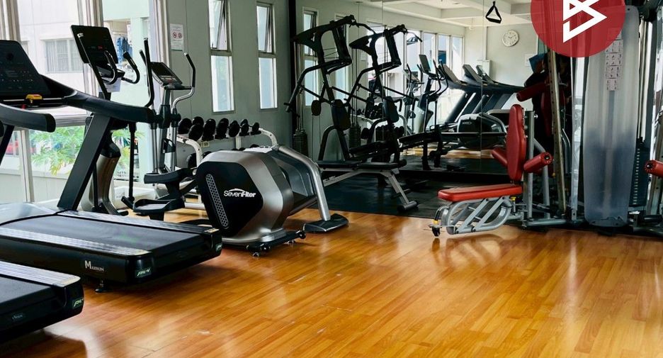 For sale 1 bed condo in Suan Luang, Bangkok