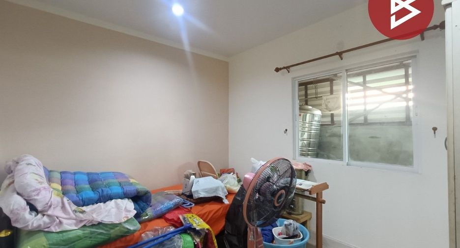 For sale 4 bedrooms townhouse in Phra Samut Chedi, Samut Prakan
