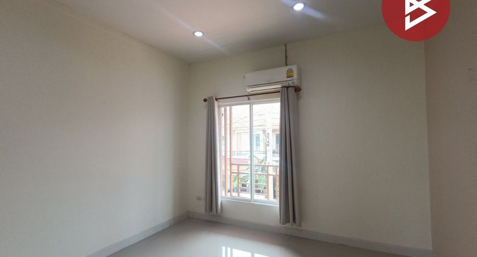 For sale 4 bedrooms townhouse in Phra Samut Chedi, Samut Prakan