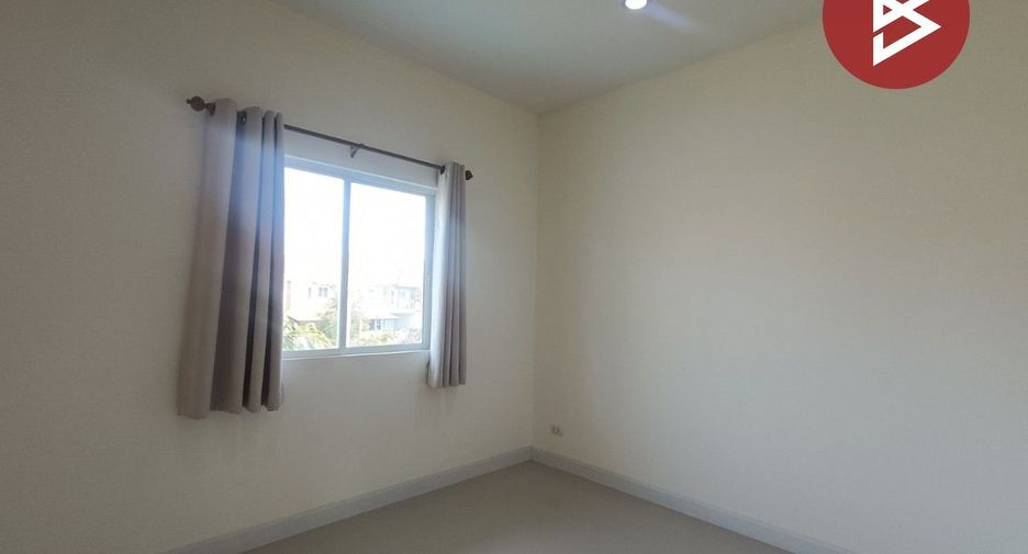 For sale 4 bedrooms townhouse in Phra Samut Chedi, Samut Prakan